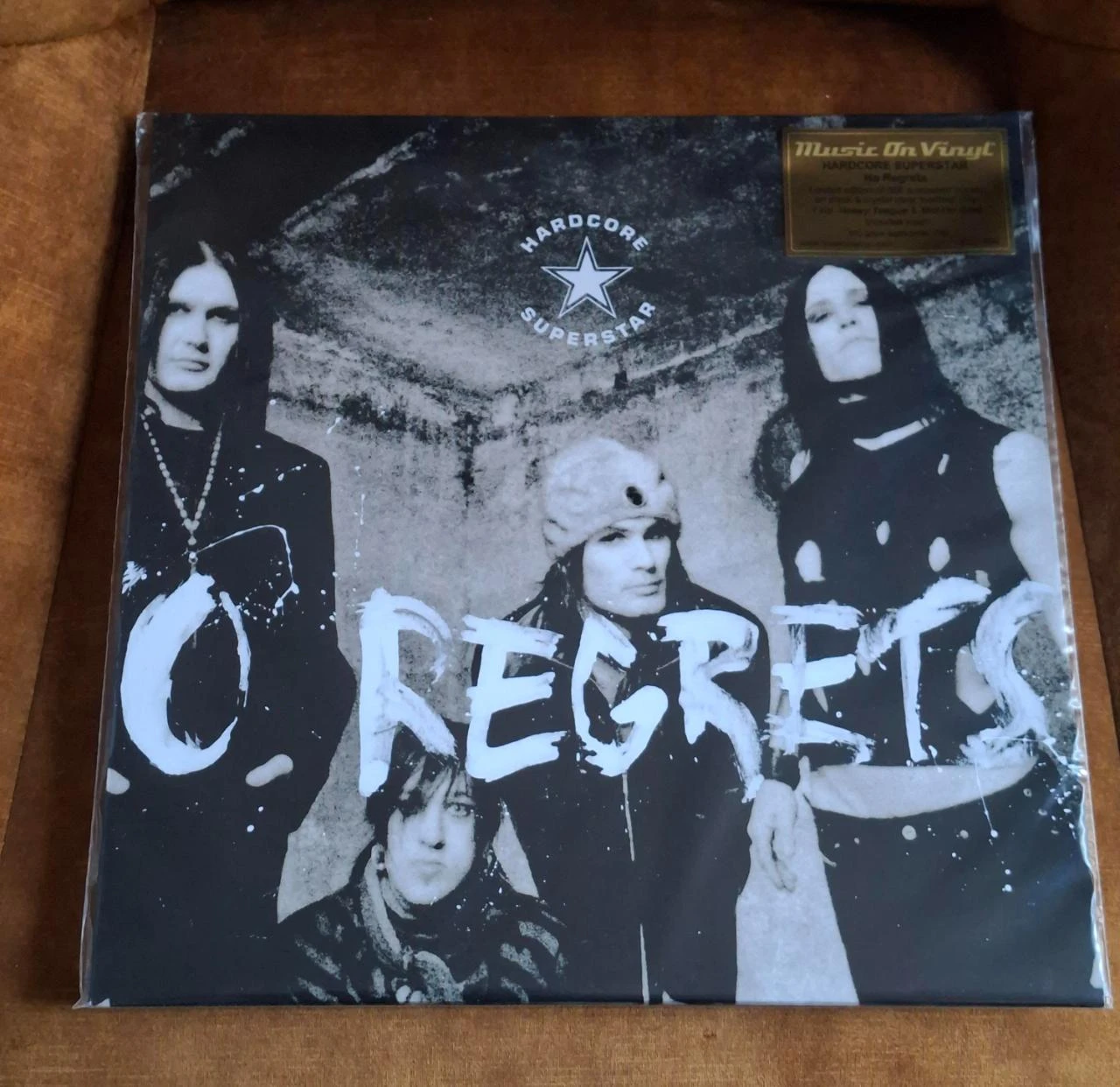 Lp Hardcore Superstar – No Regrets – photo 4